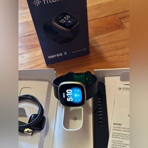 Fitbit Versa 3 Smartwatch